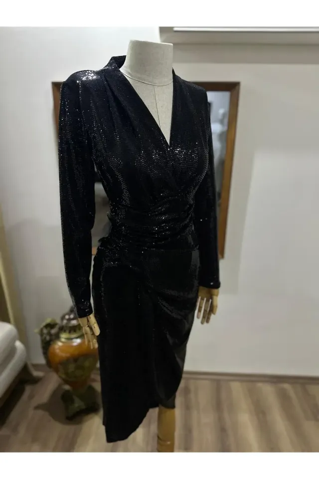 Payetli Şık Elbise